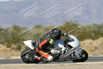 media/Dec-04-2025-Racers Edge (Thu) [[5ebc9f124d]]/3-B Group/5-Session 2 Turn 2 inside Speed Pans/